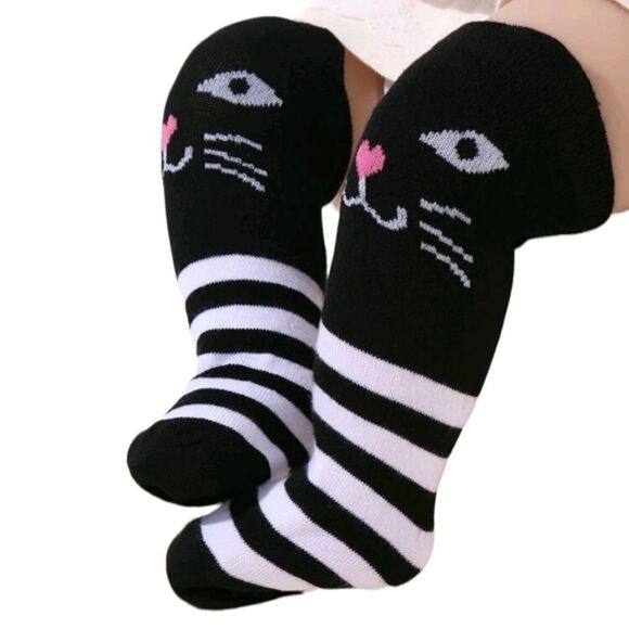 Cat 🐈‍⬛ Face Baby Socks - Picture 1 of 7